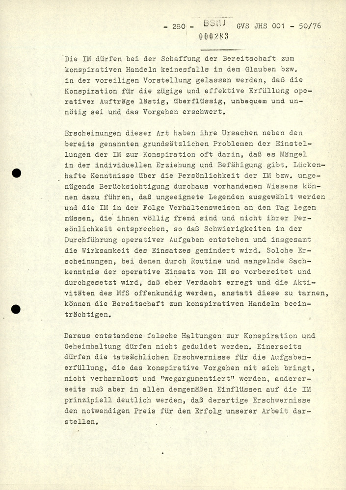 Dissertation "Zur Rolle und dem aktuell-politischen Inhalt eines aufgabenbezogenen Feindbildes in der Zusammenarbeit mit IM"