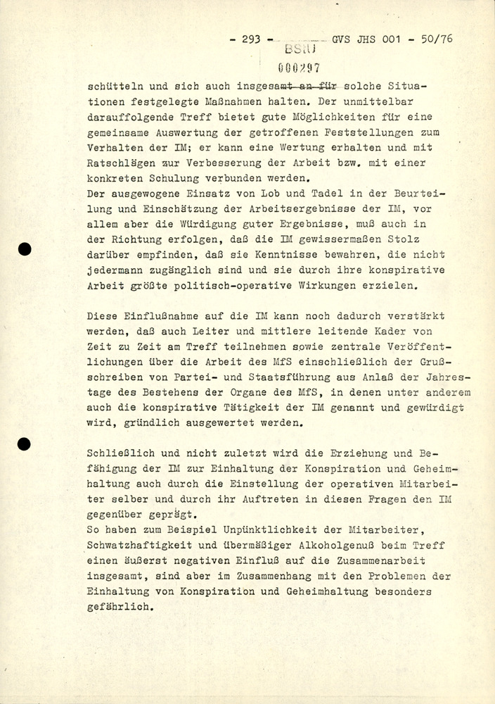 Dissertation "Zur Rolle und dem aktuell-politischen Inhalt eines aufgabenbezogenen Feindbildes in der Zusammenarbeit mit IM"