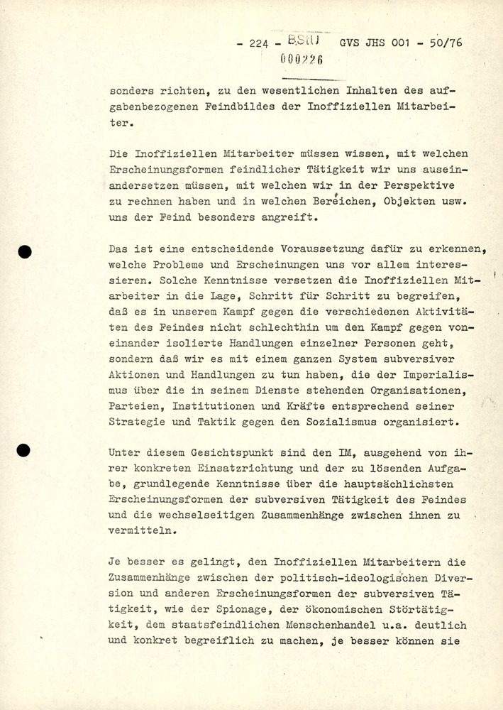 Dissertation "Zur Rolle und dem aktuell-politischen Inhalt eines aufgabenbezogenen Feindbildes in der Zusammenarbeit mit IM"