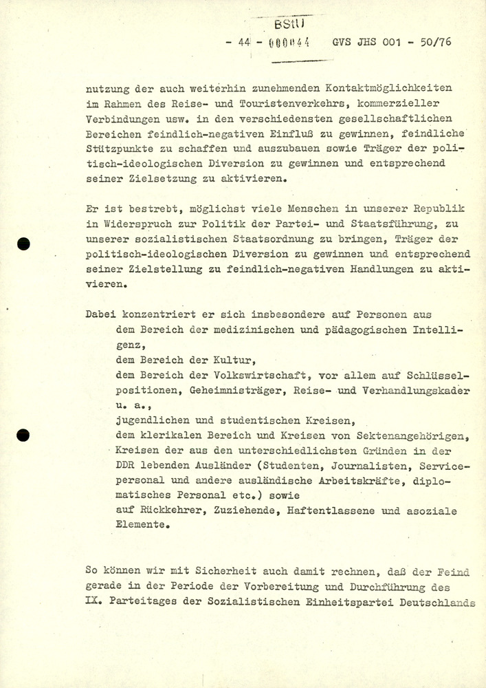 Dissertation "Zur Rolle und dem aktuell-politischen Inhalt eines aufgabenbezogenen Feindbildes in der Zusammenarbeit mit IM"