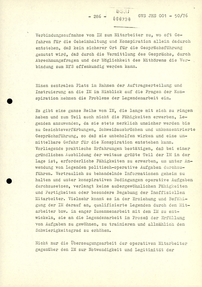 Dissertation "Zur Rolle und dem aktuell-politischen Inhalt eines aufgabenbezogenen Feindbildes in der Zusammenarbeit mit IM"