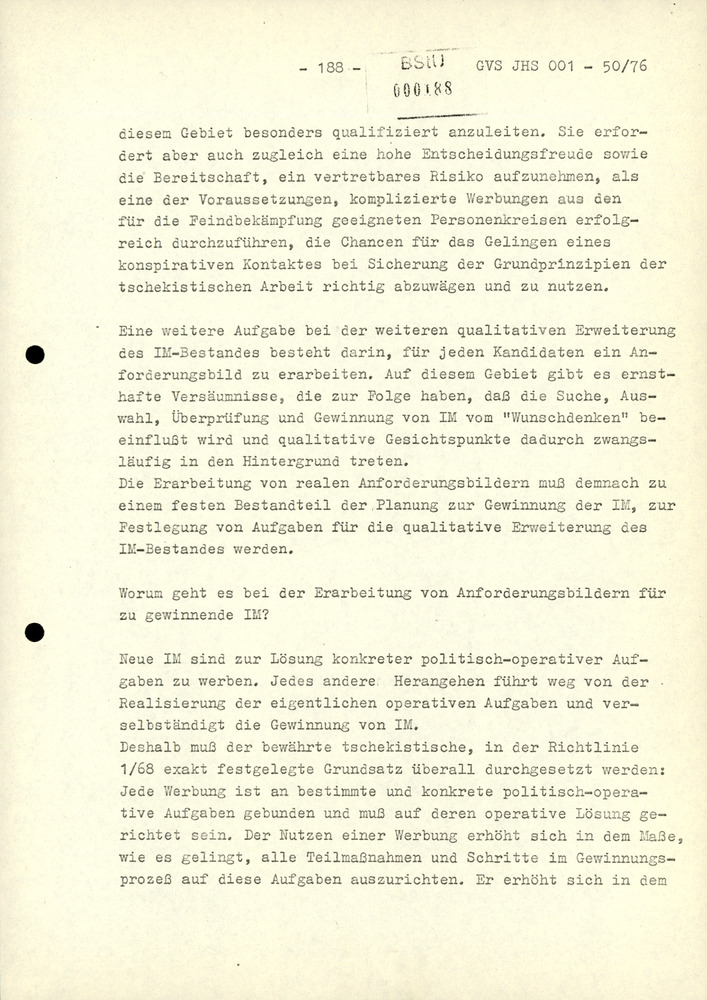 Dissertation "Zur Rolle und dem aktuell-politischen Inhalt eines aufgabenbezogenen Feindbildes in der Zusammenarbeit mit IM"