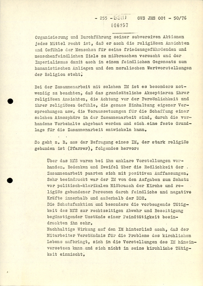 Dissertation "Zur Rolle und dem aktuell-politischen Inhalt eines aufgabenbezogenen Feindbildes in der Zusammenarbeit mit IM"