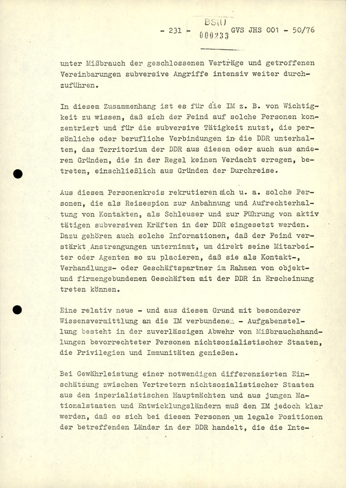 Dissertation "Zur Rolle und dem aktuell-politischen Inhalt eines aufgabenbezogenen Feindbildes in der Zusammenarbeit mit IM"