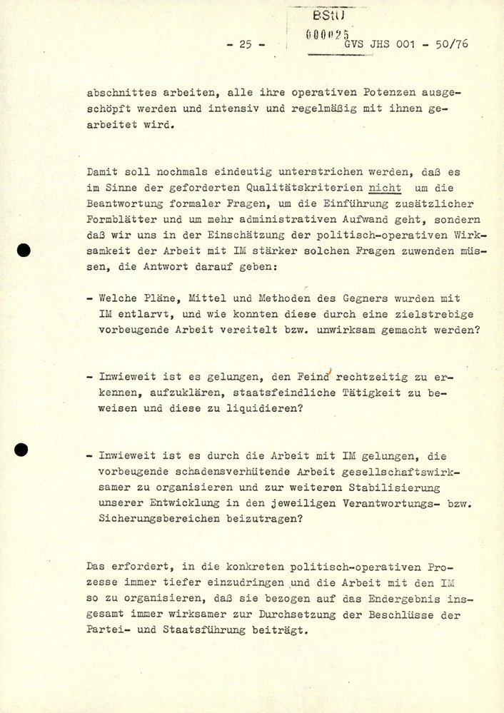 Dissertation "Zur Rolle und dem aktuell-politischen Inhalt eines aufgabenbezogenen Feindbildes in der Zusammenarbeit mit IM"