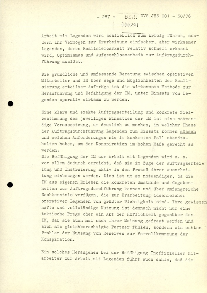 Dissertation "Zur Rolle und dem aktuell-politischen Inhalt eines aufgabenbezogenen Feindbildes in der Zusammenarbeit mit IM"