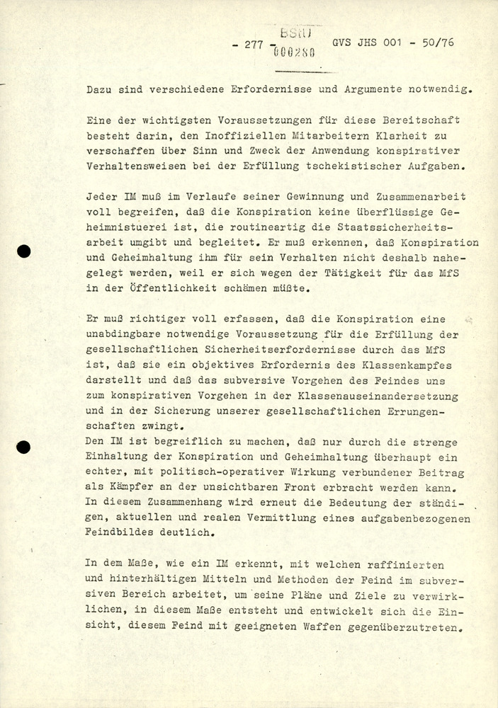 Dissertation "Zur Rolle und dem aktuell-politischen Inhalt eines aufgabenbezogenen Feindbildes in der Zusammenarbeit mit IM"