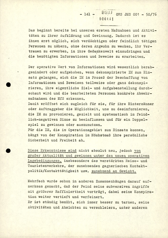 Dissertation "Zur Rolle und dem aktuell-politischen Inhalt eines aufgabenbezogenen Feindbildes in der Zusammenarbeit mit IM"
