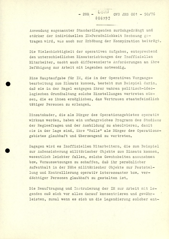 Dissertation "Zur Rolle und dem aktuell-politischen Inhalt eines aufgabenbezogenen Feindbildes in der Zusammenarbeit mit IM"