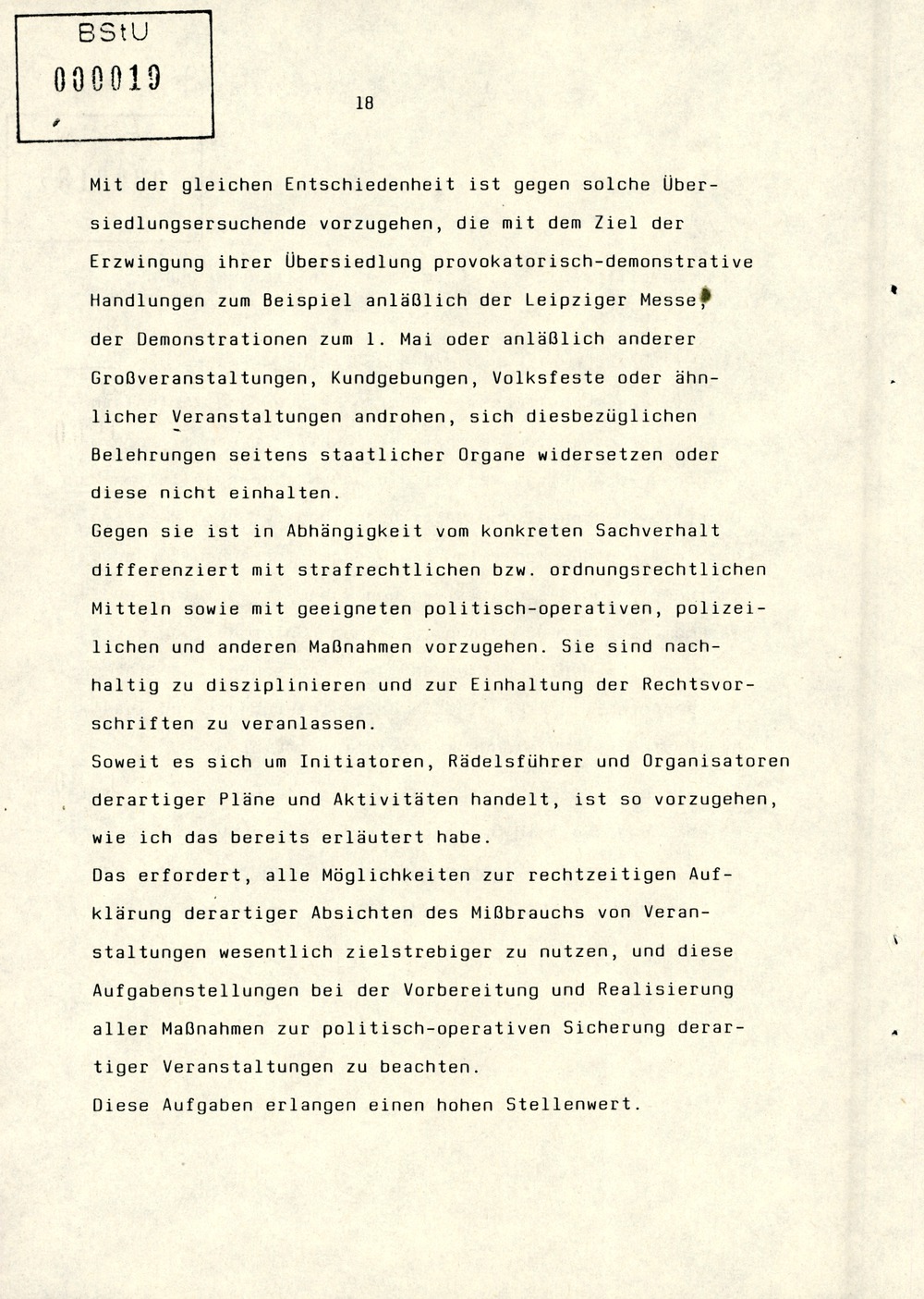 Referat Erich Mielkes zur "Übersiedlung" auf einer Dienstbesprechung