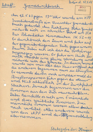 Handschriftlicher Bericht eines Passkontrolleurs über einen Fluchtversuch mit einem BVG-Bus