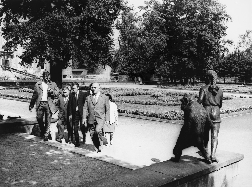 Besuch des Leiters der KGB-Regionalverwaltung Moskau im Tierpark Berlin-Friedrichsfelde