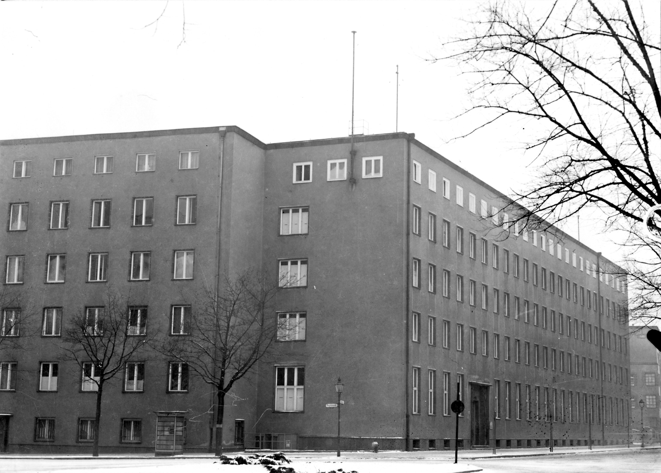 Außenaufnahmen von \