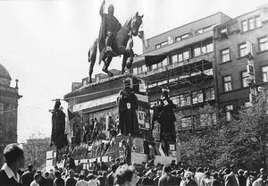 Demonstration auf dem Prager Wenzelsplatz