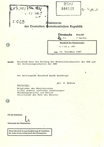 Beschluss des Ministerrats "über die Bildung des Nachrichtendienstes der DDR und des Verfassungsschutzes der DDR"