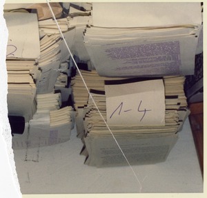 Stasi-Razzia in der Umweltbibliothek der Berliner Zionskirche am 25. November 1987