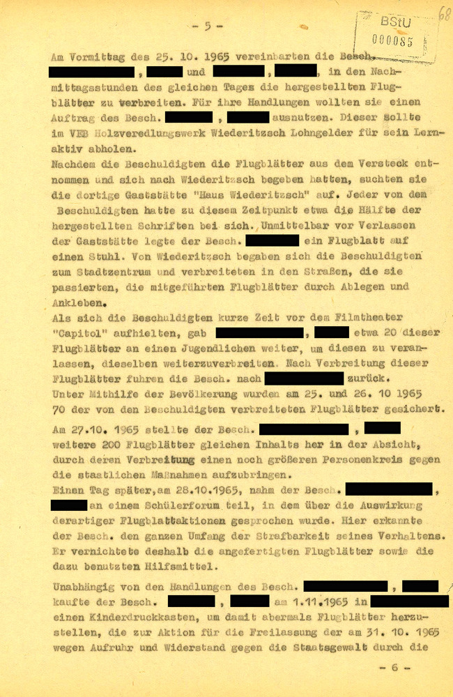 Anklage gegen die zwei Urheber der Flugblätter zur „Beat-Demo“