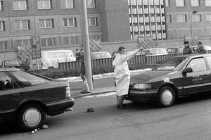 Zwischenfall mit einem Fahrzeug der West-Berliner US-Garnison vor der Stasi-Zentrale