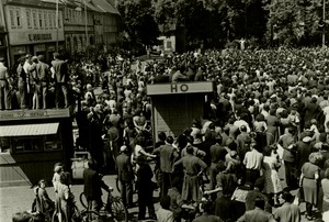 Demonstration von Arbeitern des VEB Rheinmetall in Sömmerda am 17. Juni 1953